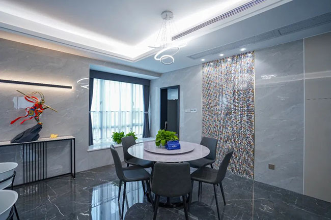 170㎡三居，現(xiàn)代輕奢風(fēng)融入中式元素，體驗(yàn)高雅生活